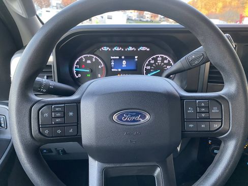 Used 2023 Ford F450 XLT w/ XLT Value Package AWD/4WD image 16