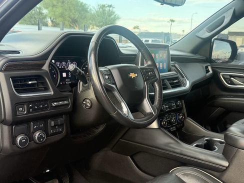 Used 2021 Chevrolet Suburban Premier w/ Premium Package image 20