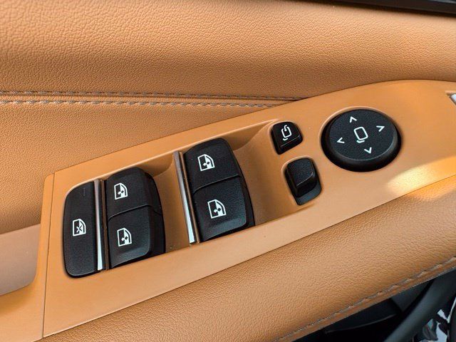 Used 2026 BMW X5 xDrive40i AWD/4WD image 11