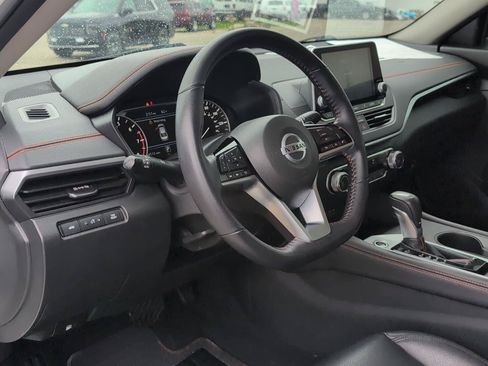 Used 2021 Nissan Altima 2.5 SR AWD/4WD image 18