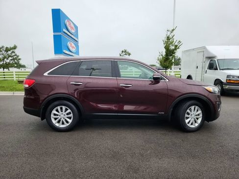 Used 2016 Kia Sorento AWD w/ LX Convenience Package image 13