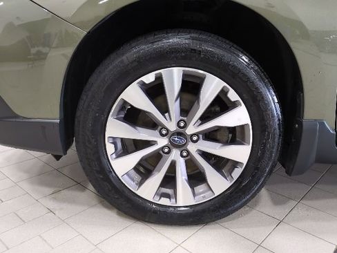 Used 2018 Subaru Outback 3.6R Touring image 21