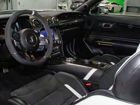 Used 2020 Ford Mustang Shelby GT500 w/ Technology Package image 9