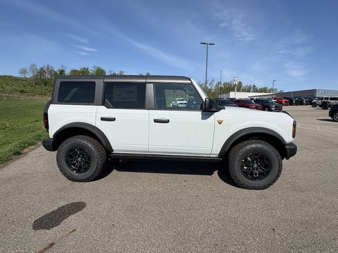 New 2026 Ford Bronco Badlands AWD/4WD image 6
