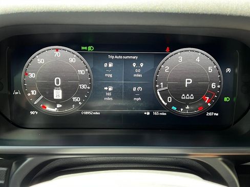 Used 2024 Land Rover Defender 90 S AWD/4WD image 30