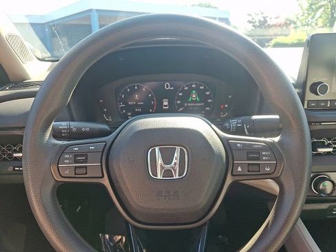Used 2023 Honda Accord EX image 22