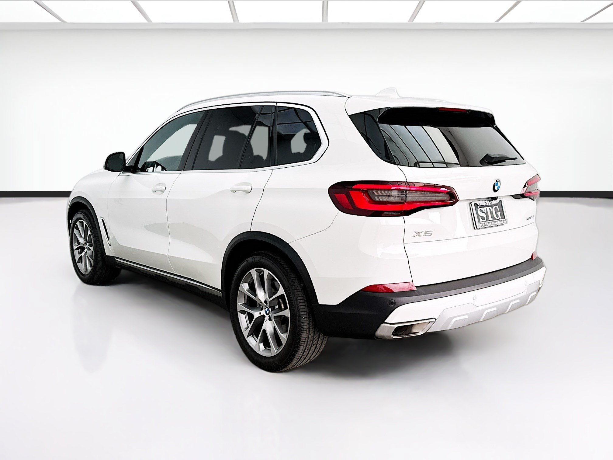 Used 2023 BMW X5 sDrive40i RWD image 6
