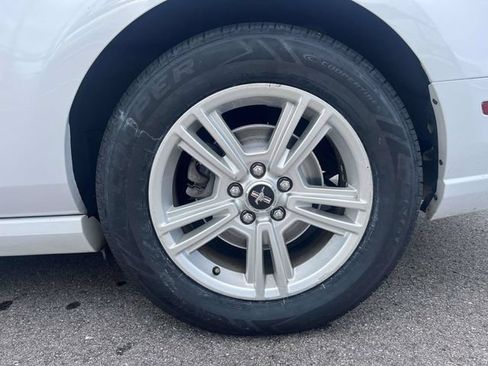 Used 2014 Ford Mustang Convertible RWD image 11