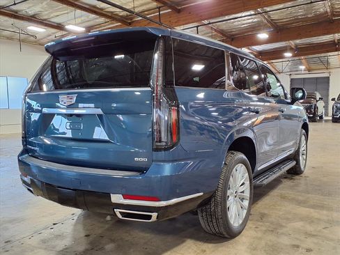 New 2026 Cadillac Escalade 2WD image 7