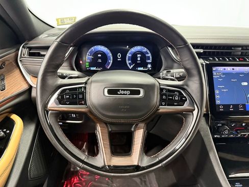 Used 2023 Jeep Grand Cherokee L Summit w/ Advanced Protech Group IV image 55