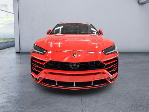 Used 2022 Lamborghini Urus AWD/4WD image 9