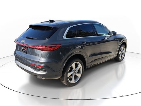 New 2025 Audi Q5 Premium Plus image 4