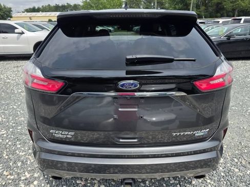 Used 2019 Ford Edge Titanium w/ Equipment Group 301A AWD/4WD image 6