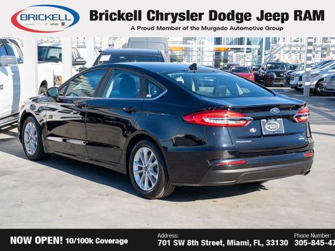 Used 2020 Ford Fusion SE image 7