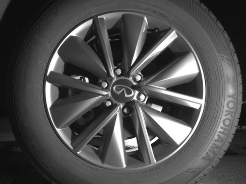 Used 2025 INFINITI QX80 Pure AWD/4WD image 13