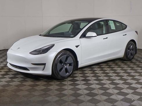 Used 2022 Tesla Model 3 Long Range image 9
