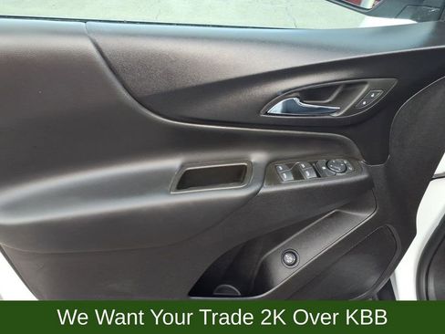 Used 2023 Chevrolet Equinox LT FWD image 9