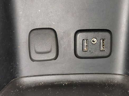 Used 2019 GMC Acadia SLT AWD/4WD image 26