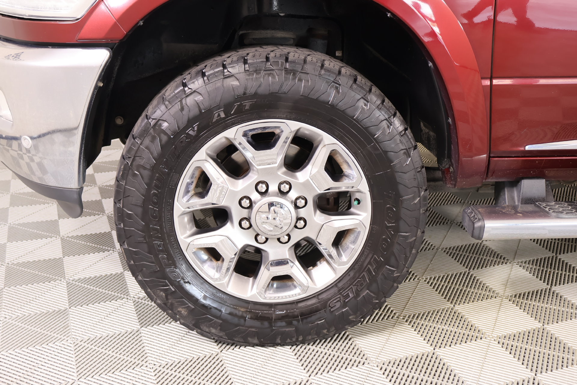 Used 2018 RAM 2500 Limited AWD/4WD image 19