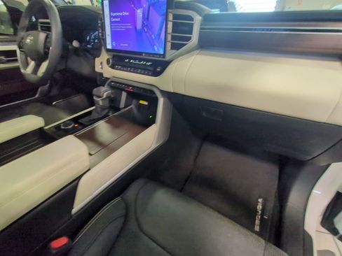 Used 2023 Toyota Sequoia Capstone image 23