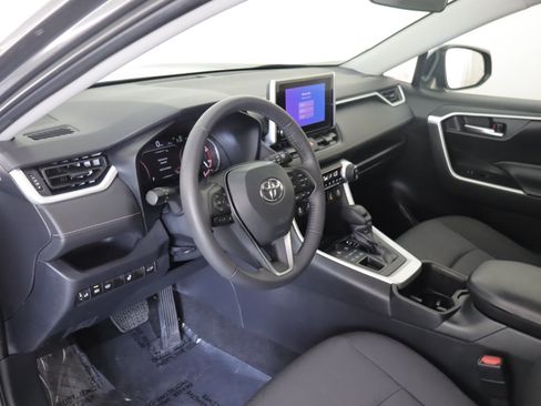 Used 2023 Toyota RAV4 XLE w/ Convenience Package AWD/4WD image 11