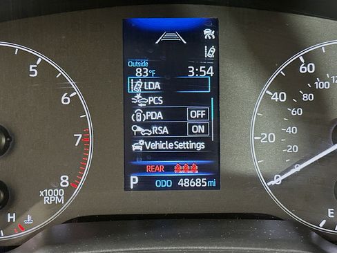 Used 2024 Toyota Corolla LE image 18