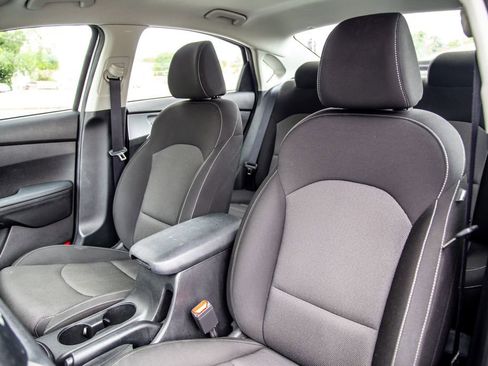 Used 2023 Kia Forte LXS FWD image 19