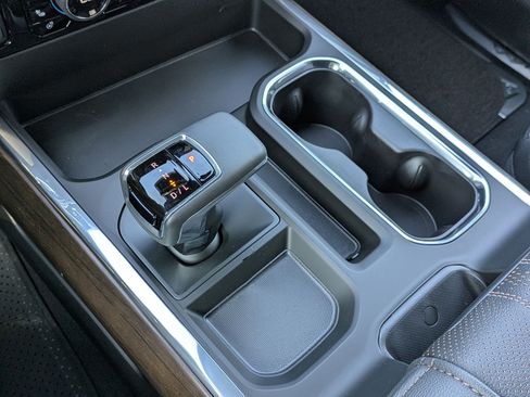 New 2026 Chevrolet Silverado 1500 High Country w/ Midnight Edition image 19