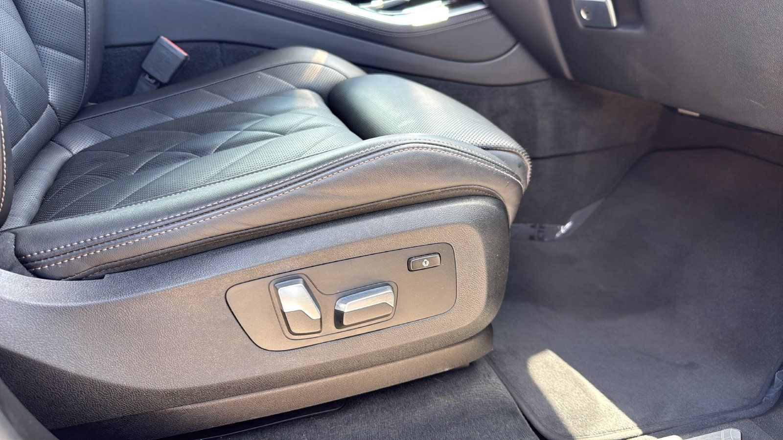 Used 2023 BMW X5 xDrive45e AWD/4WD image 24