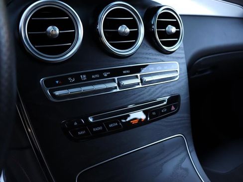 Used 2018 Mercedes-Benz GLC 43 AMG 4MATIC image 59