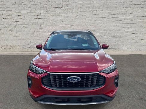 Used 2024 Ford Escape Platinum w/ Premium Technology Package image 8