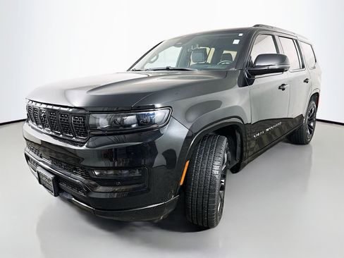 Used 2023 Jeep Grand Wagoneer Series III w/ Quick Order Packagew 28T image 3