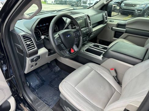 Used 2016 Ford F150 XLT w/ Equipment Group 302A Luxury RWD image 15