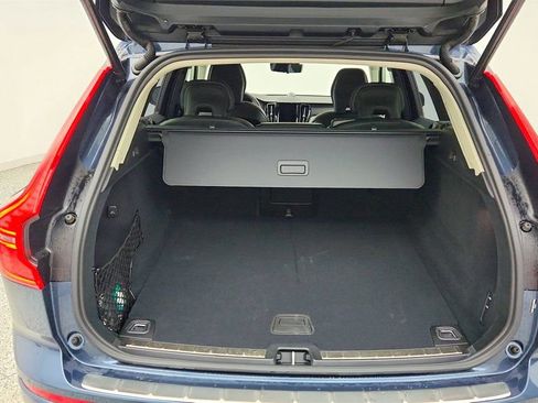 Used 2025 Volvo XC60 B5 Ultra w/ Protection Package Premier AWD/4WD image 22