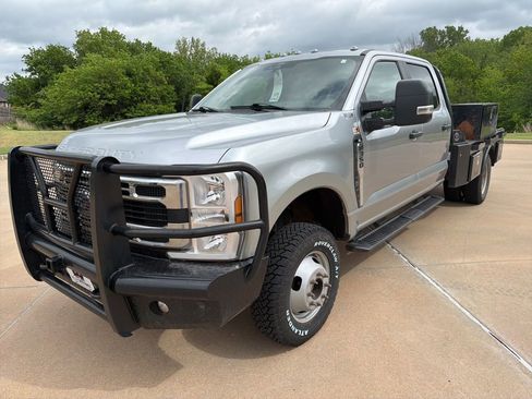 Used 2024 Ford F350 XL w/ XL Chrome Package AWD/4WD image 1