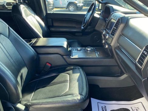 Used 2021 Ford Expedition Limited AWD/4WD image 33
