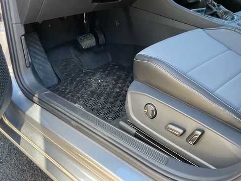 New 2026 Volkswagen Jetta SE FWD image 18
