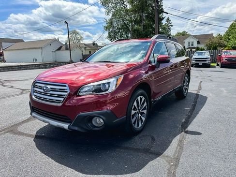 Used 2017 Subaru Outback 2.5i Limited AWD/4WD image 3