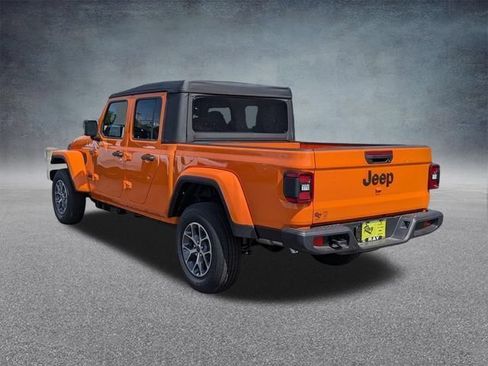 New 2026 Jeep Gladiator Sport AWD/4WD image 7