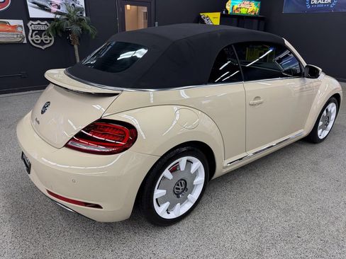 Used 2019 Volkswagen Beetle 2.0T Final Edition SEL FWD image 5