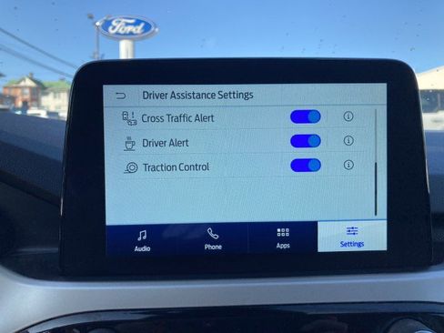 Certified 2022 Ford Escape SE image 16