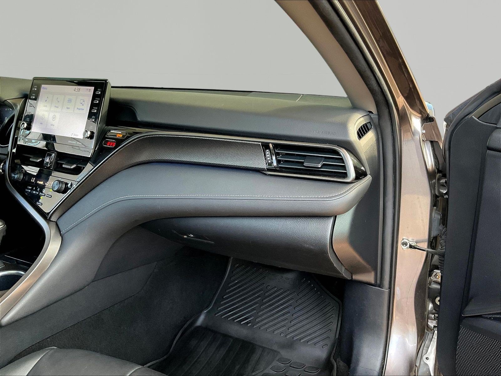 Used 2021 Toyota Camry XSE FWD image 26