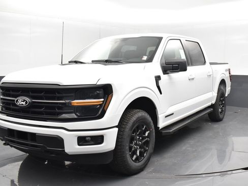 New 2025 Ford F150 XLT w/ Equipment Group 301A Standard image 18