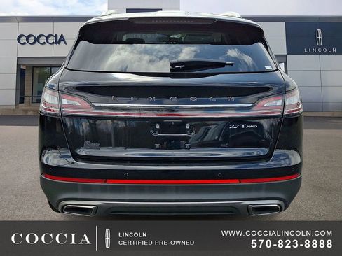 Certified 2020 Lincoln Nautilus Black Label image 5