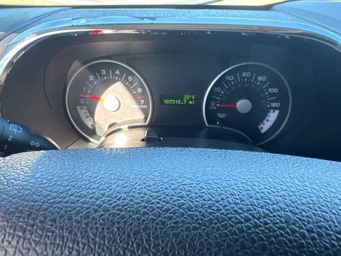 Used 2010 Ford Explorer XLT image 25