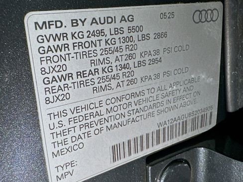 Used 2025 Audi Q5 Premium Plus w/ Premium Plus AWD/4WD image 24