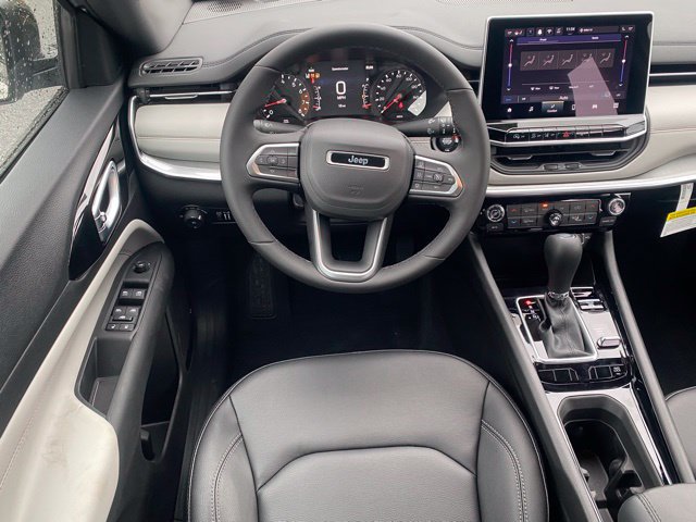 New 2026 Jeep Compass Limited AWD/4WD image 35