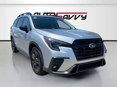 Used 2024 Subaru Ascent Onyx Edition AWD/4WD image 1