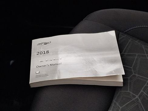 Used 2018 Chevrolet Volt LT w/ Comfort Package image 24