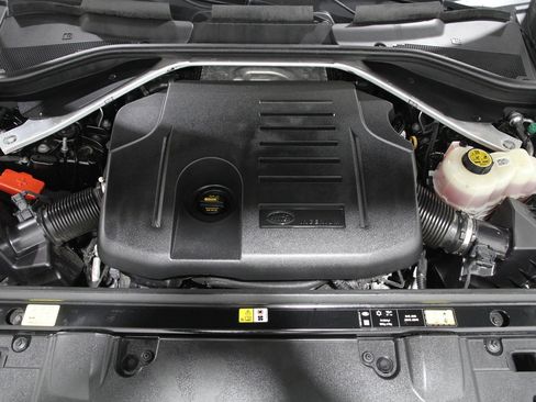 Used 2024 Land Rover Range Rover SE image 22